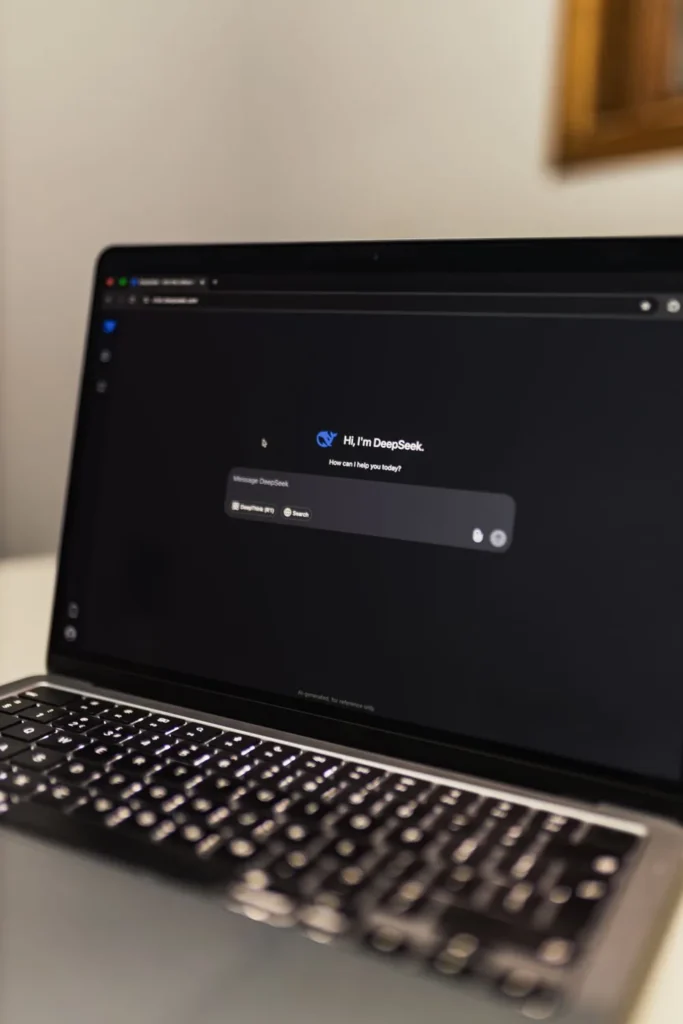 can a virtual assistant answer emails